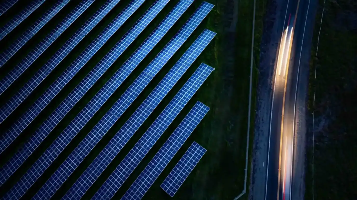 alt="Este ruşinos că România a devenit importator net de energie pentru al doilea an consecutiv"