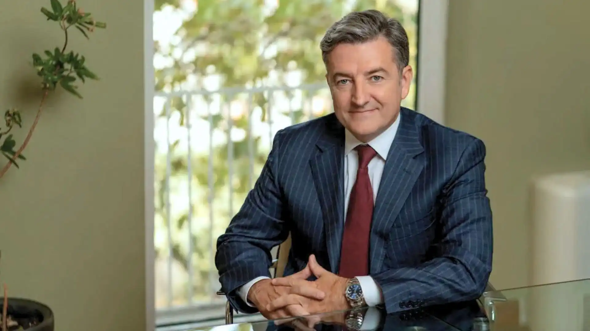 alt="În prezent, Adrem este printre cele mai mari companii private româneşti de servicii energetice şi singura care colaborează cu toţi operatorii principali de distribuţie de energie din ţară."